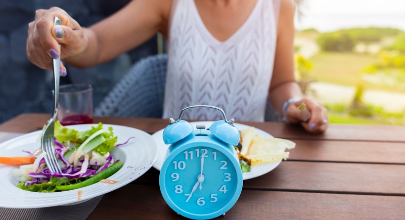 Scheduled mealtime during intermittent fasting in Parker, CO